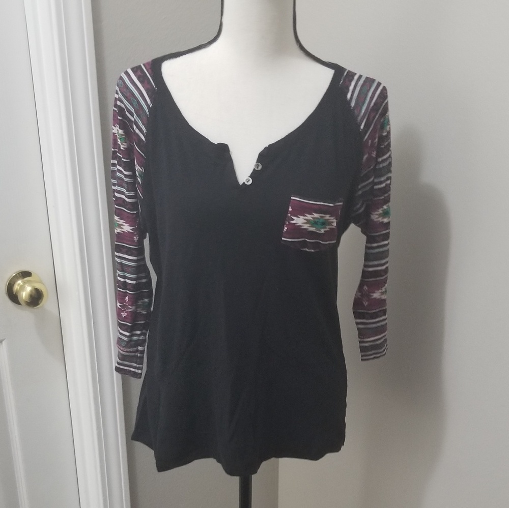 Rue21 sz XL Black long sleeve shirt with stripes